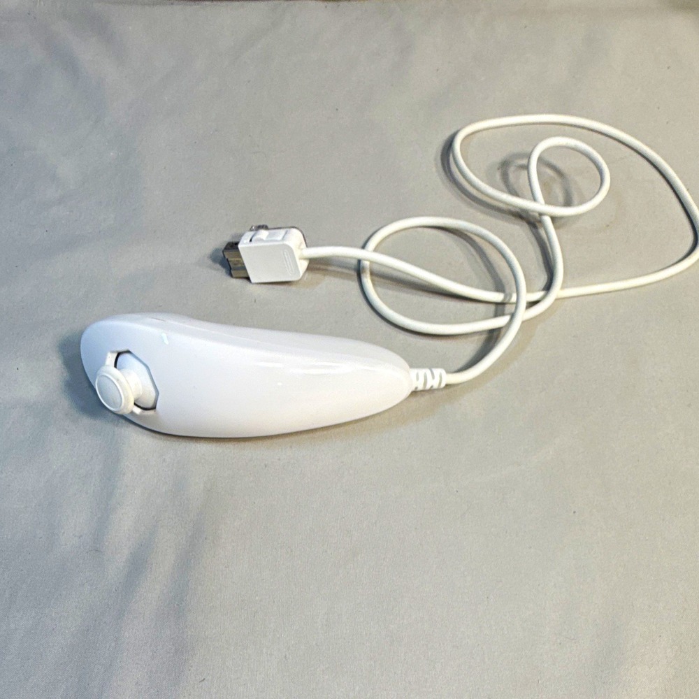 Nintendo Wii Nunchuk Controller White Wired Analog Stick for Wii Remote